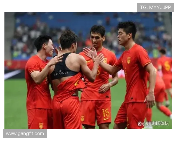 中国男足再迎关键战役主帅调整阵容力求打破连败困局 中国男足再迎关键战役主帅调整阵容力求打破连败困局