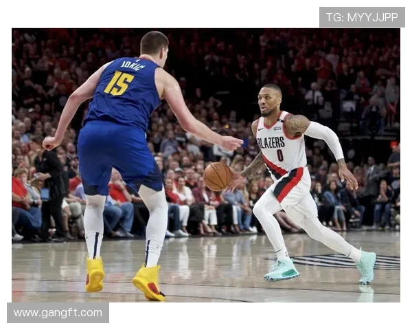 库里复出砍下三十六分勇士加时险胜湖人再现巅峰对决