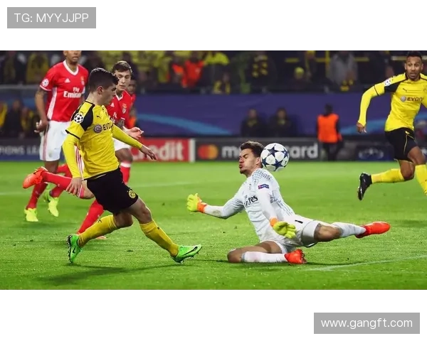 最新欧冠赛程比分ds全面解析各强队晋级形势与精彩比赛回顾