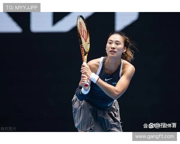 网球赛季激战正酣 多位新星崭露头角,赛场内外精彩纷呈 网球赛季激战正酣 多位新星崭露头角,赛场内外精彩纷呈