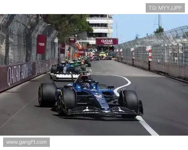 F1赛季争夺激烈 各车队技术革新与车手战术碰撞不断 F1赛季争夺激烈 各车队技术革新与车手战术碰撞不断