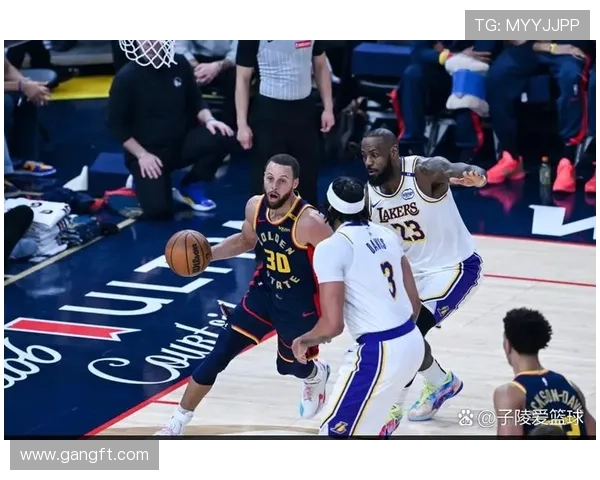 NBA焦点之战上演群星闪耀赛场再掀巅峰对决热潮不断升级风暴起 NBA焦点之战上演群星闪耀赛场再掀巅峰对决热潮不断升级风暴起