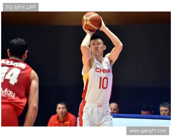 中国男篮备战世界杯新挑战 球员状态调整引关注 期待赛场再创辉煌 中国男篮备战世界杯新挑战 球员状态调整引关注 期待赛场再创辉煌