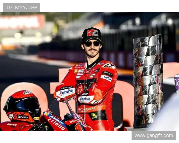 MotoGP赛季战况激烈 多名车手争夺年度总冠军宝座 MotoGP赛季战况激烈 多名车手争夺年度总冠军宝座