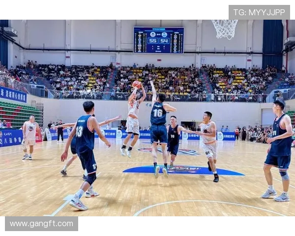 激战正酣全国赛事焦点齐聚，多路巅峰对决点燃体育新热潮盛况再升级